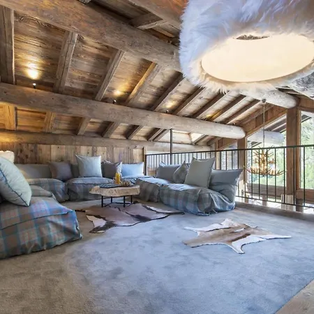 Apartment Luxury Chalet In Courchevel